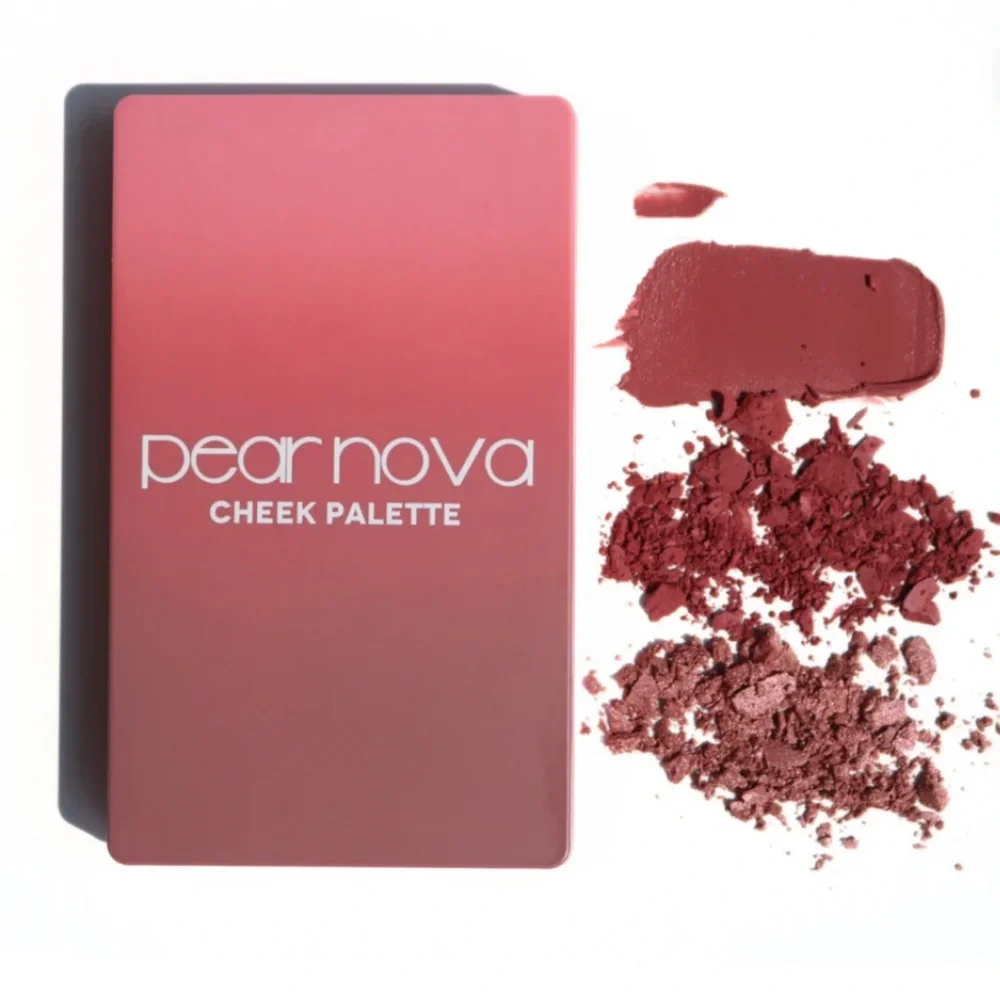Pear Nova Cheek Palette in Mauve in aura, dusk & glaze in cream, matte & pearl